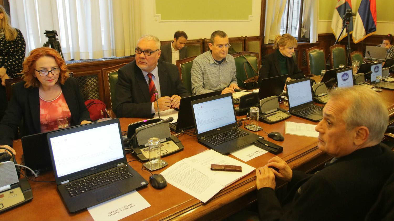 Uvod u ispunjenje zahteva opozicije? 1