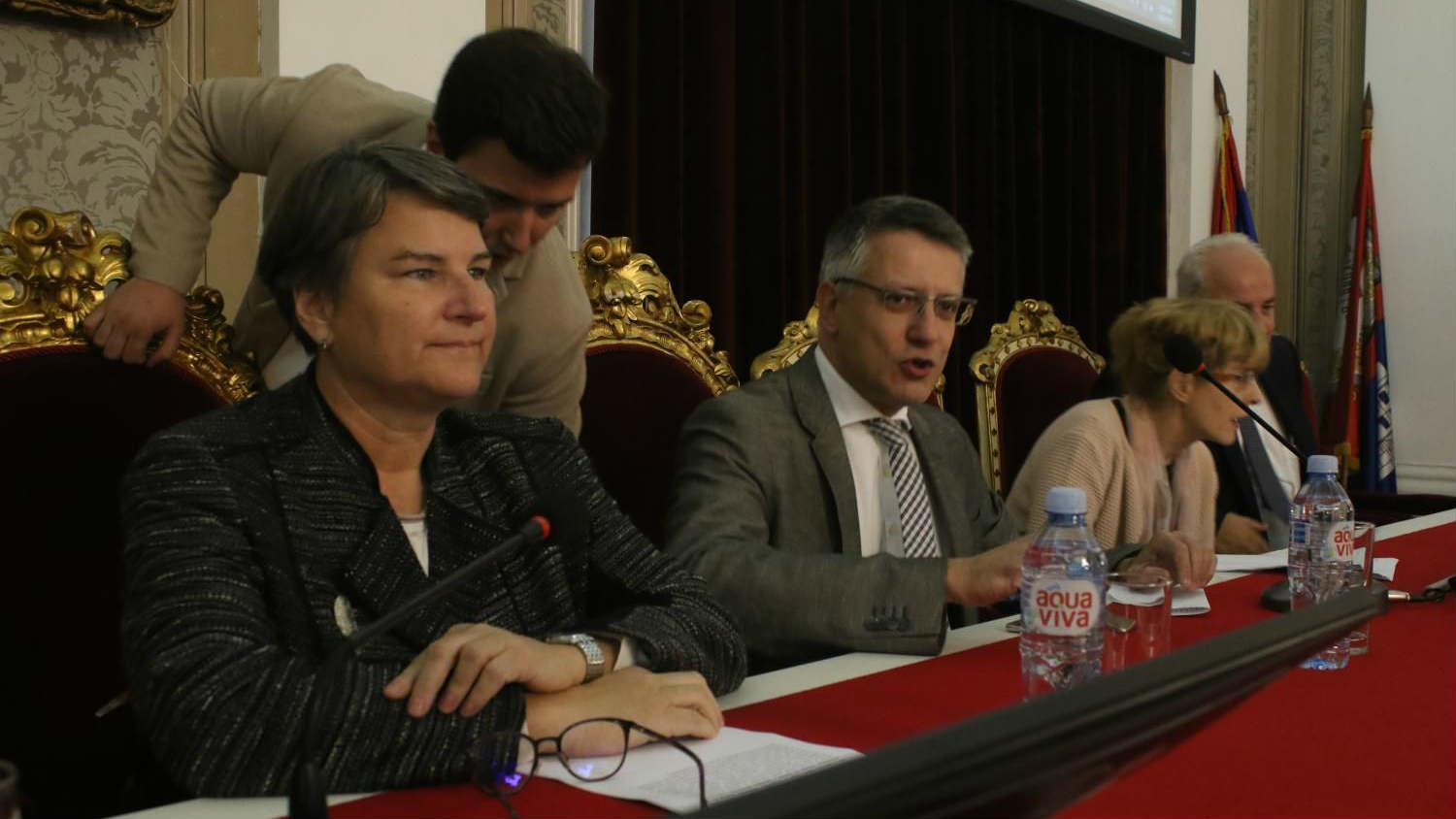 Izbori redovni, nemaju veze sa doktoratom Malog 1