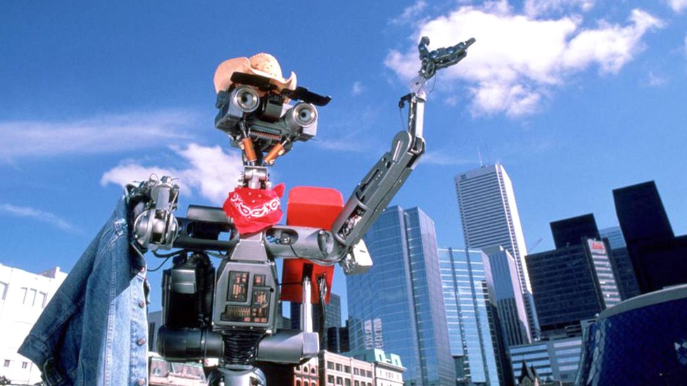 Svesni robot Džoni 5 iz filma iz osamdesetih Kratak spoj znao je da nije obična mašina