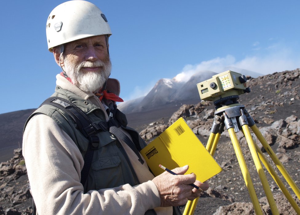 Italija i Etna: Planinski čovek slavi pola veka od dolaska na vulkan 1 Džon Mari danas izgleda ovako