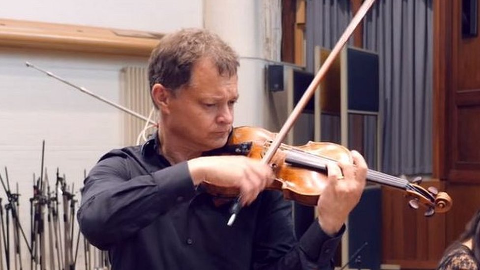 Muzičar i izgubljena violina vredna 250.000 funti 2 Violinist Stephen Morris