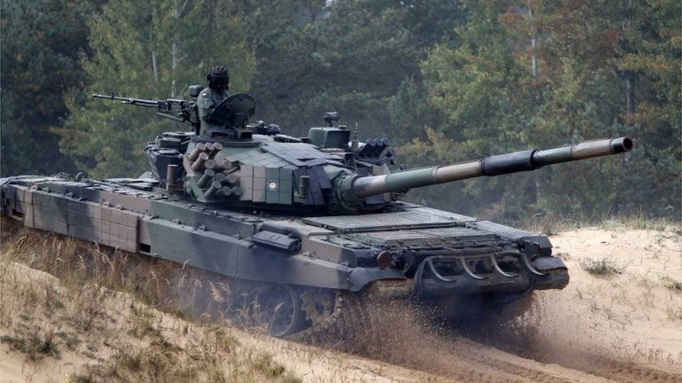Polish tank takes part in Nato military exercise, 5 October 2019