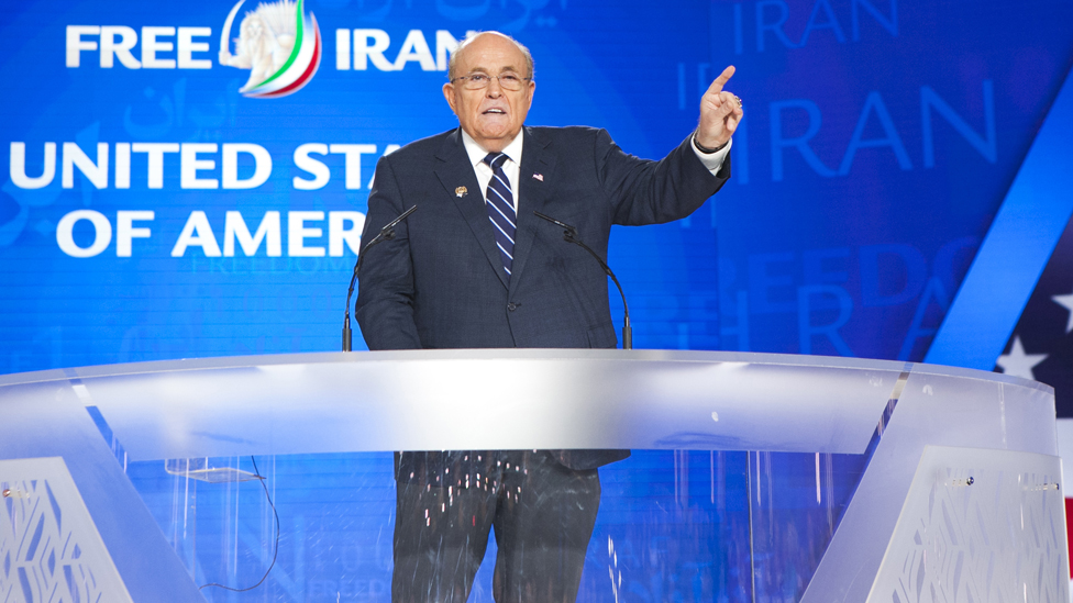 Borci iranske opozicije koji ne smeju da misle na seks 6 Rudy Giuliani speaking at the MEK's Free Iran gathering