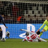 Očigledna nemoć u crveno-belom 8