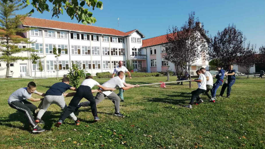 Škola za učenje i zabavu 1