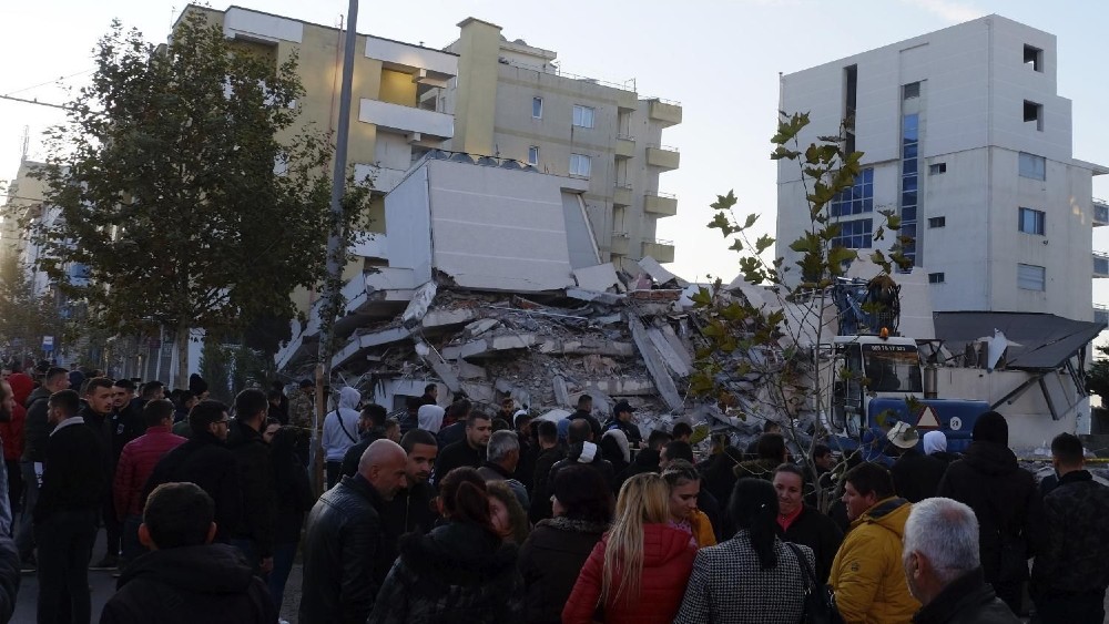 Pokrenuta akcija prikupljanja pomoći za žrtve zemljotresa u Albaniji 1