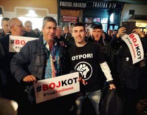 Protest u Novom Sadu zbog Aleksandra Obradovića: Nemaju nijedan dokaz (VIDEO) 3