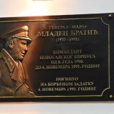 Žene u crnom: Otkrivanje spomen-ploče Bratiću uvreda za žrtve opsade Vukovara 4