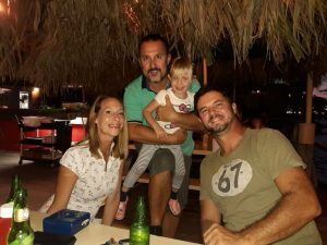 Imamo ljude na vlasti koji su direktno odgovorni za devedesete 4