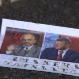 Nepoznate osobe ponovo ubacile letke u dvorište N1 11