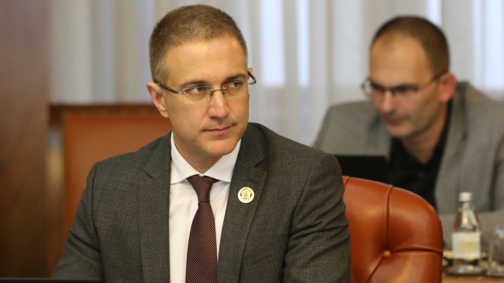 Tužba i postupak DJB protiv ministra Stefanovića zbog Zakona o oružju 1