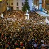 Nekoliko desetina hiljada ljudi pokreta Sardine na skupu protiv Salvinija 1