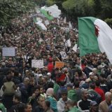 U Alžiru uhapšeno 30 demonstranata koji se protive izborima 5