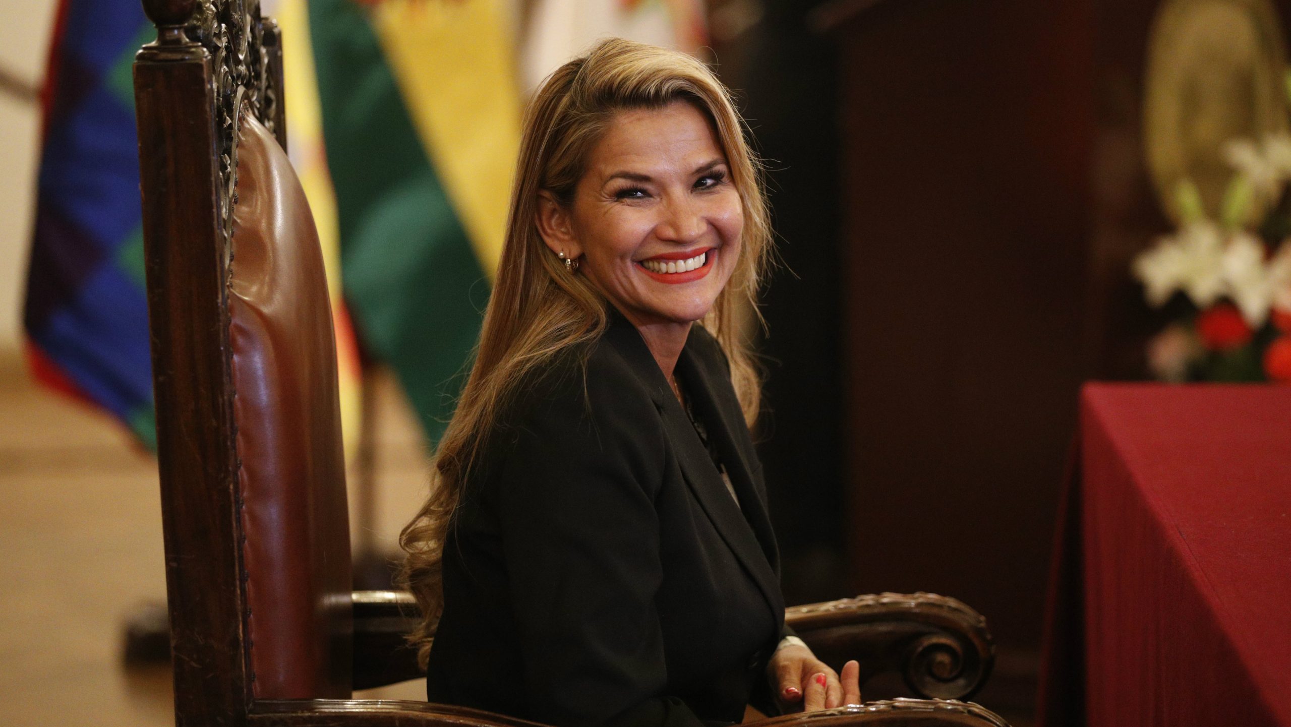 SAD pozdravile odluku senatorke Anjes da preuzme ulogu vršioca dužnosti predsednika Bolivije 1