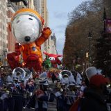 Tradicionalna Njujorška parada za Dan zahvalnosti i ove godine sa velikim balonima (FOTO) 8