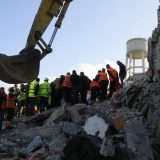 U zemljotresu u Albaniji najmanje 22 mrtvih, tim iz Srbije poslat u pomoć 11
