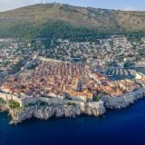 (VIDEO) Kamera na Stradunu zabežila trenutak potresa: Zemljotres se osetio i u Hrvatskoj 4