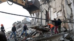 U zemljotresu u Albaniji najmanje 22 mrtvih, tim iz Srbije poslat u pomoć 22