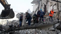 U zemljotresu u Albaniji najmanje 22 mrtvih, tim iz Srbije poslat u pomoć 24