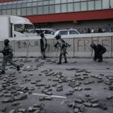 Policija pucala i ranila demonstranta u Hongkongu tokom blokade puteva 11