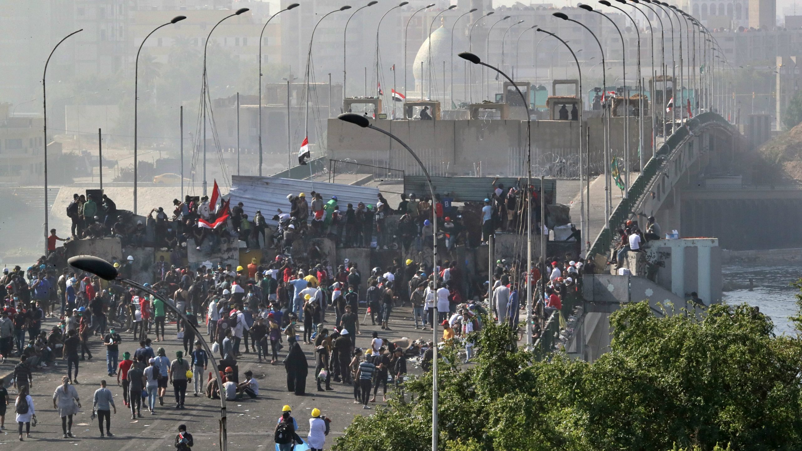 Demonstranti u Iraku preuzeli kontrlu nad centralnim trgom Bagdada 1