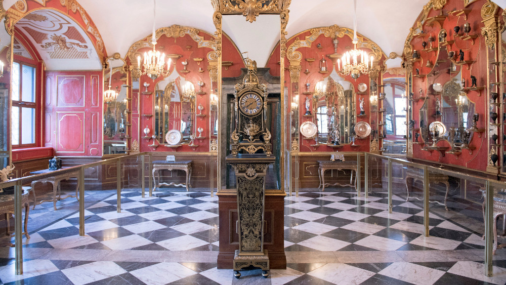 Opljačkan muzej u Drezdenu, ukradeni predmeti neprocenjive vrednosti 1