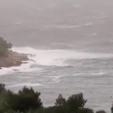 Zbog oluje Kjara u Britaniji otkazani vozovi, letovi, trajekti 8