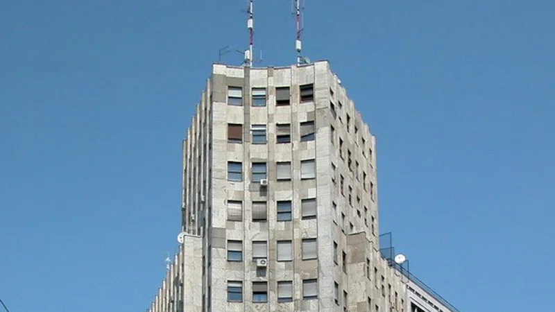 Simboli Beograda 25. novembra u narandžastoj boji 1