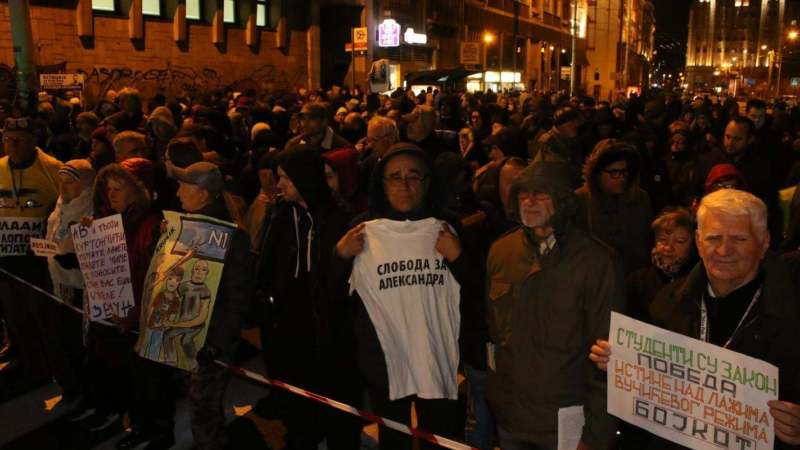 Protest "1 od 5 miliona": Poništavanje doktorata mora da zabrine vlast (VIDEO) 1