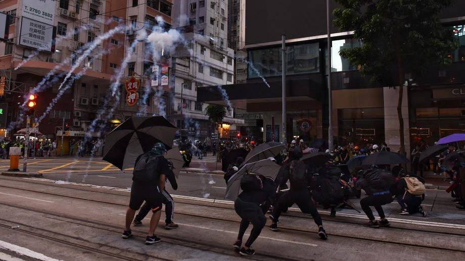 Protest u Hongkongu: Napad na redakciju "Sinhua" 1