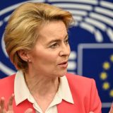 Ursula fon der Lajen odala priznanje Junkeru za brigu o Evropi 2