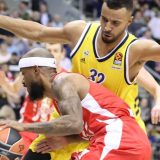 Zvezda ubedljivo izgubila od Albe 12