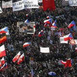 Uoči 30. godišnjice "Plišane revolucije" stotine hiljada Čeha ponovo na protestima 15