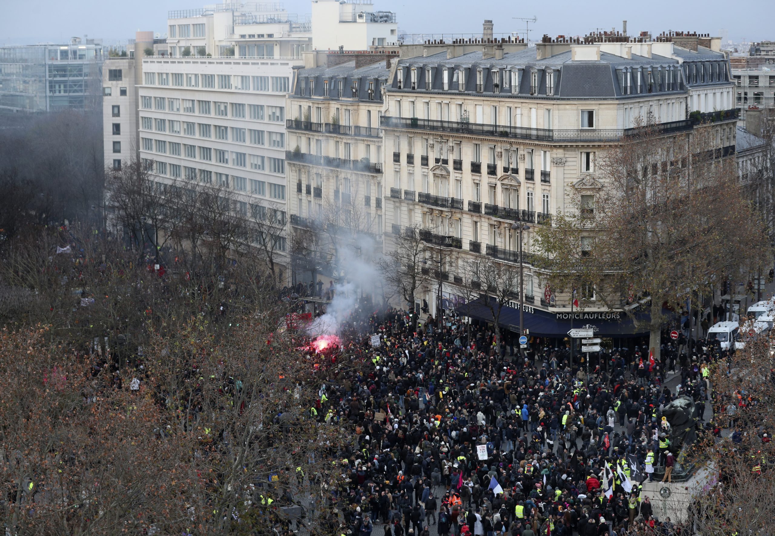 Nekoliko stotina hiljada ljudi na ulicama Francuske protiv reforme penzija 1
