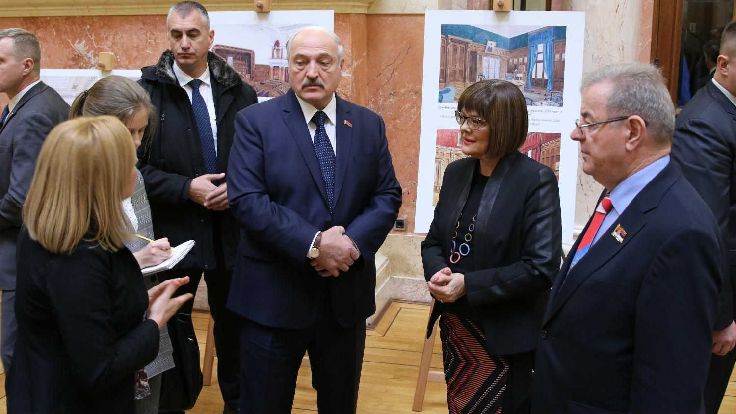 "Čvrste" poslovne veze sa Karićima 1