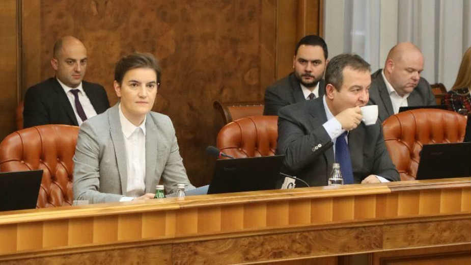 Brnabić o zagađenju: Nema mesta ni razloga za paniku 1