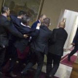 DF nije poslušao ni Vučića ni vladiku Amfilohija 13