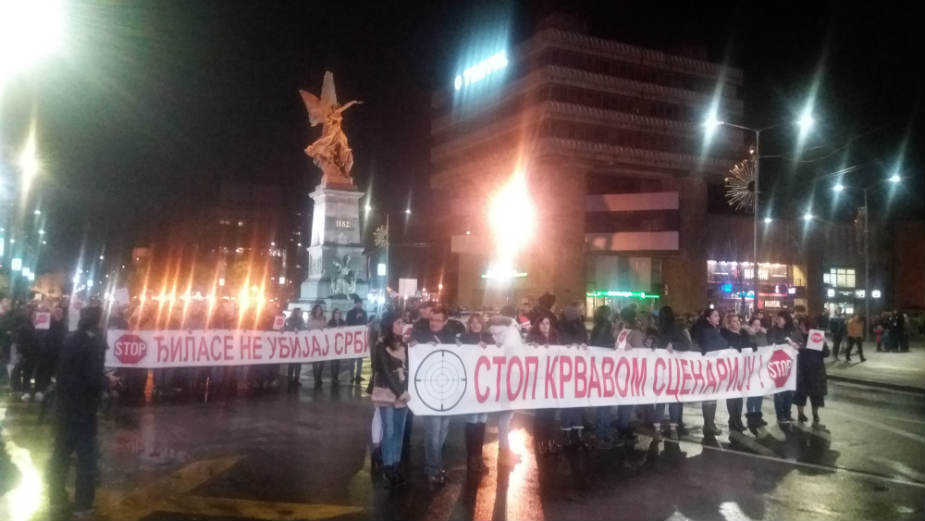 Samo još da SNS proglasi bojkot i cirkus je potpun 1