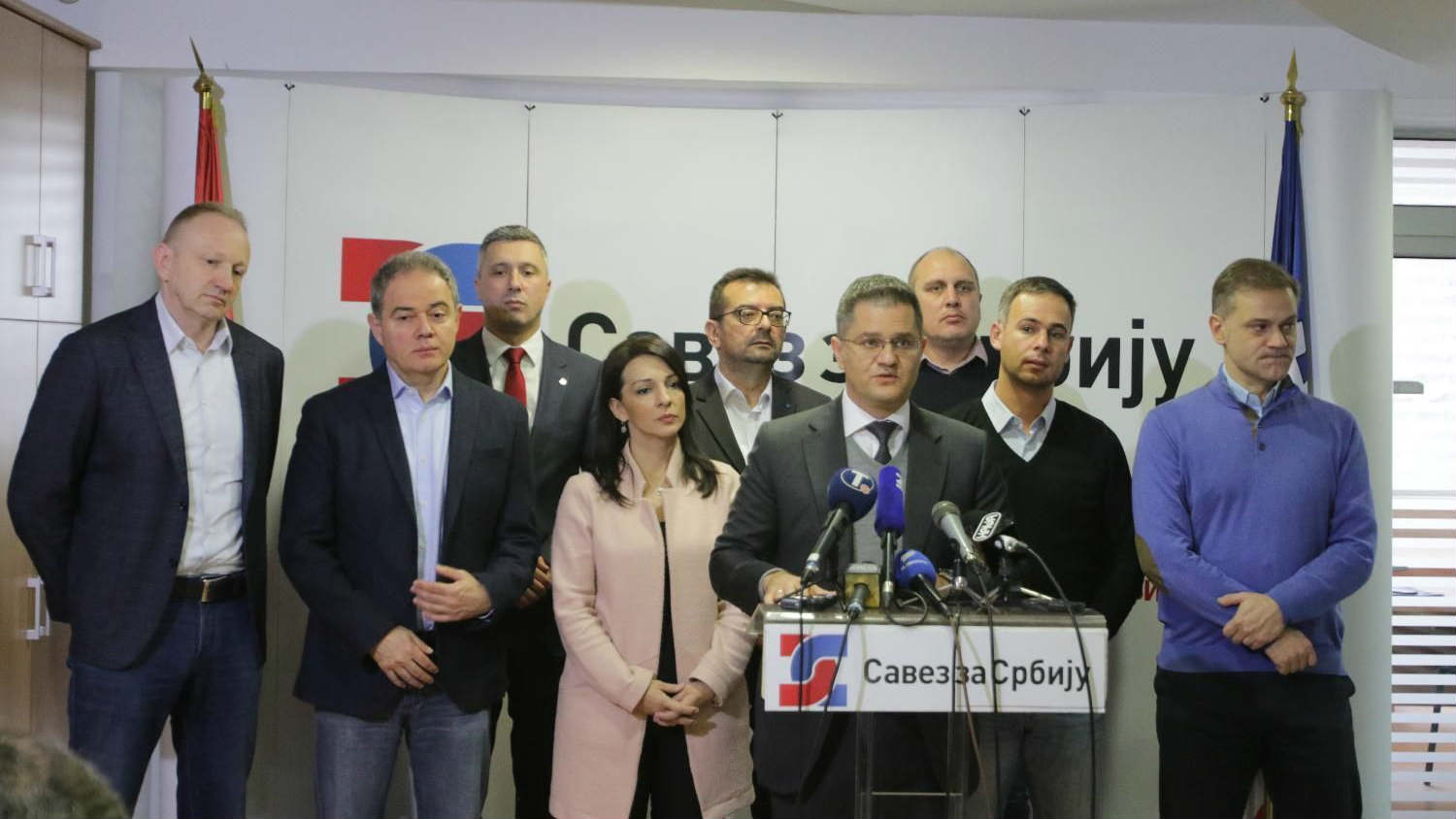 SZS: Ono što Vučić nudi evroparlamentarcima jeste obmana koju su građani Srbije prozreli 1