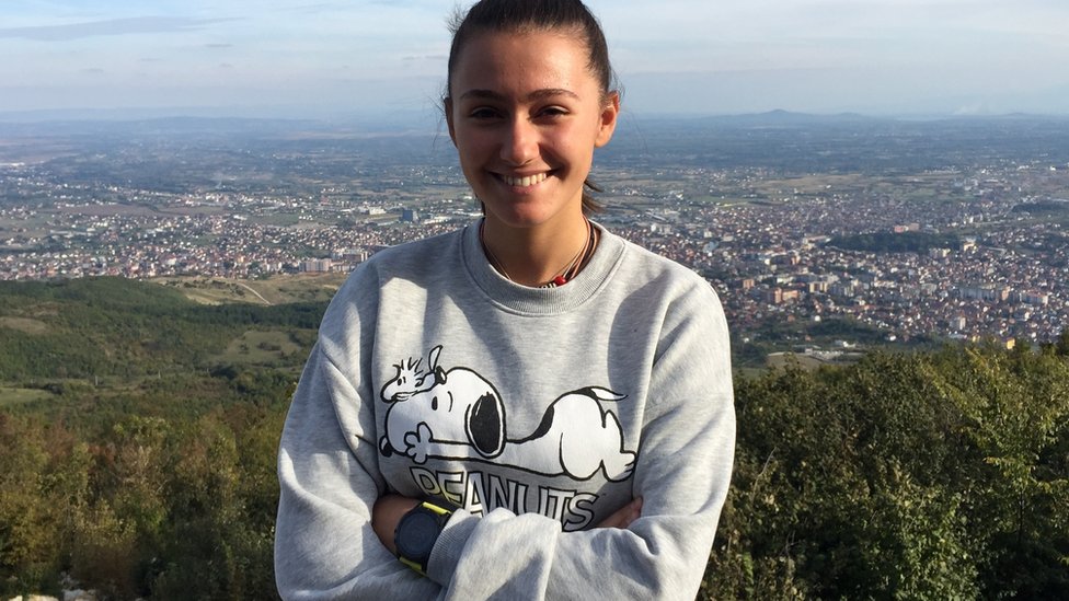 Tinejdžerka sa Kosova na krovu sveta 1 mrika kosovo planinarenje