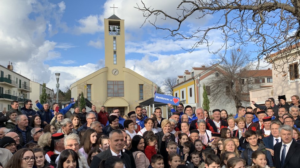 Predsednički izbori u Hrvatskoj: Kako izgleda politička borba iza kulisa 5 Benkovac, 10. decembar 2019.