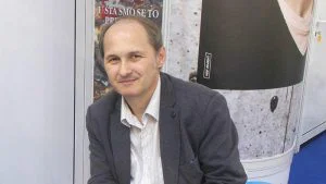 Gojko Božović: Ako se već vlada bez narodnog poverenja, ne može se vladati i bez spoljne podrške 10