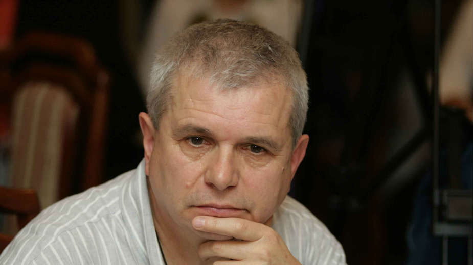 Ni od mramora, ni od gvožđa, već čovek od principa 1 Ni od mramora, ni od gvožđa, već čovek od principa 1