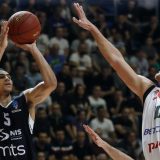 Dugo putovanje za prvo mesto u grupi 15