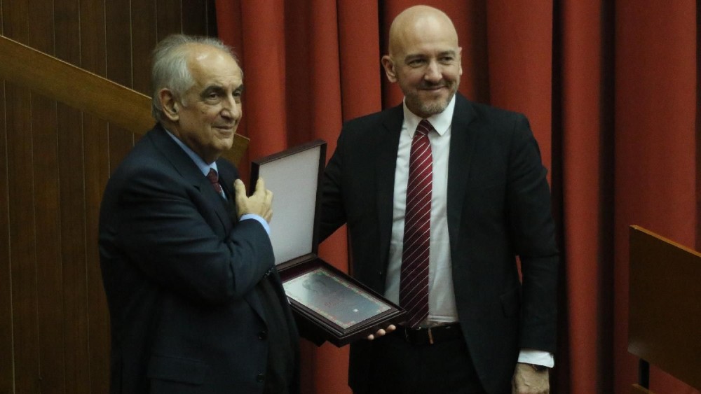 Miodragu Majiću nagrada "Verica Barać" 1