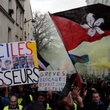 Mond: Slab odziv na protestu Žutih prsluka zbog štrajka i drugih skupova 12