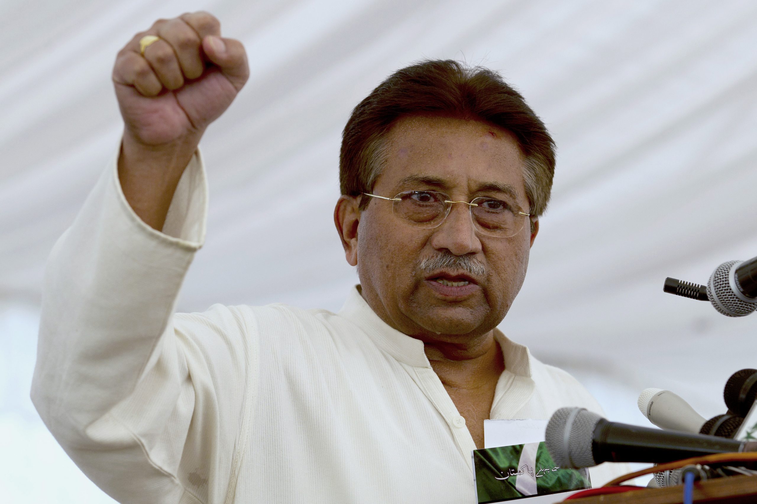 Bivši pakistanski predsednik Mušaraf osuđen na smrt zbog veleizdaje 1