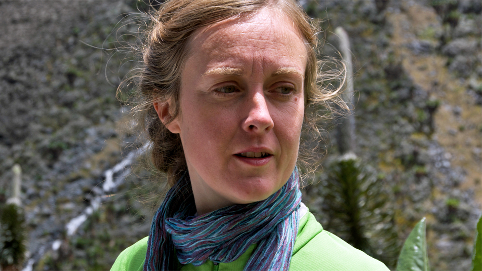 Rat i plodnost: Iskustvo pobačaja daleko od domovine 1 Ejmi Mektaj