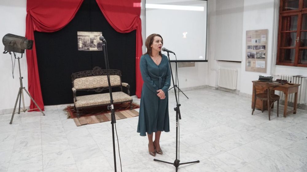 Otvorena izložba u čast jubileja Kraljevačkog pozorišta 1