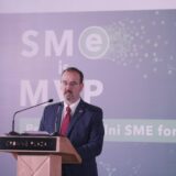 Godfri: Srbiji potrebna mala i srednja preduzeća za pokretanje privrednog rasta 2